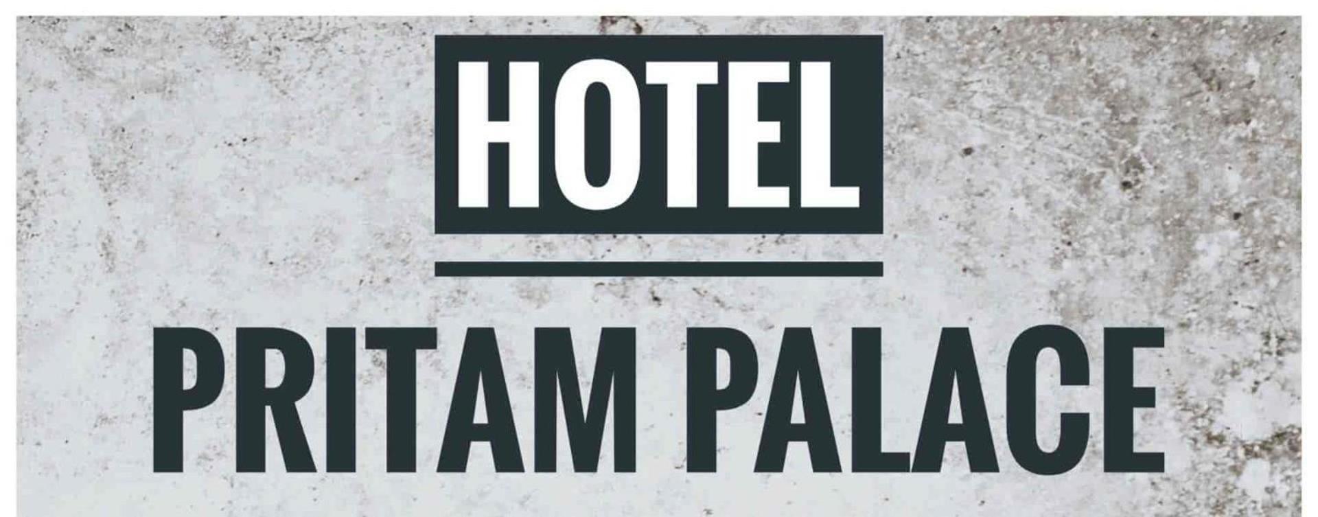 Hotel Pritam Palace , Dhule Екстериор снимка